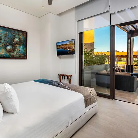 Hot Spot Overlooking Cabo Marina Private Terrace